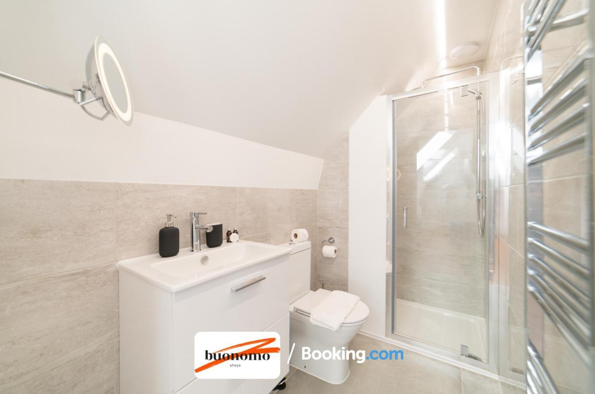 Two Bedroom Apartment At Buonomo Stays Short Lets & Serviced Accommodation Λονδίνο Εξωτερικό φωτογραφία